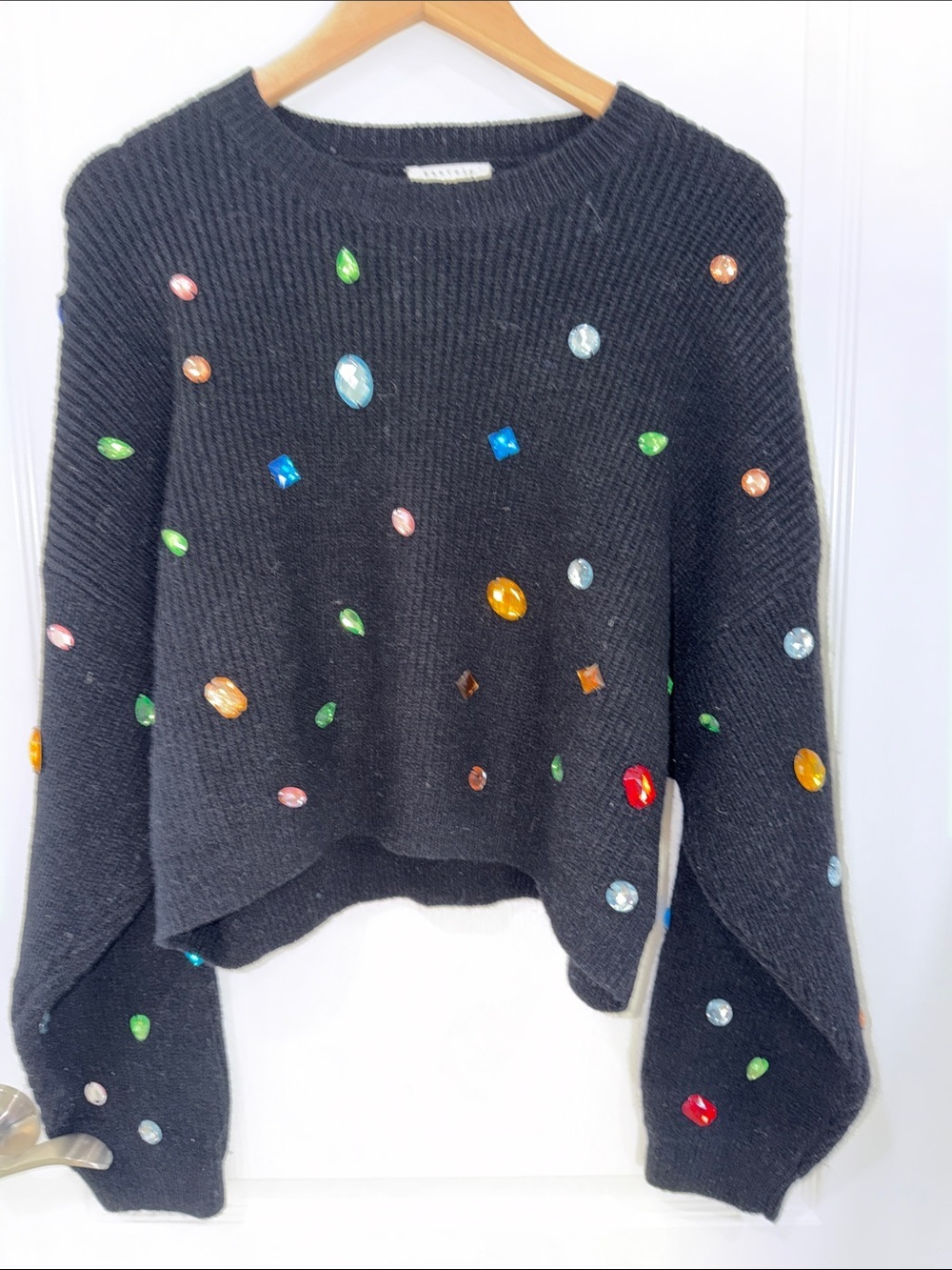 Baevely Black Embellished Gemstone Knit Sweater - Women size large